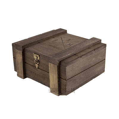 Alec Bradley Black Market Robusto låda